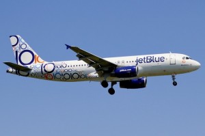 самолет JetBlue Airways